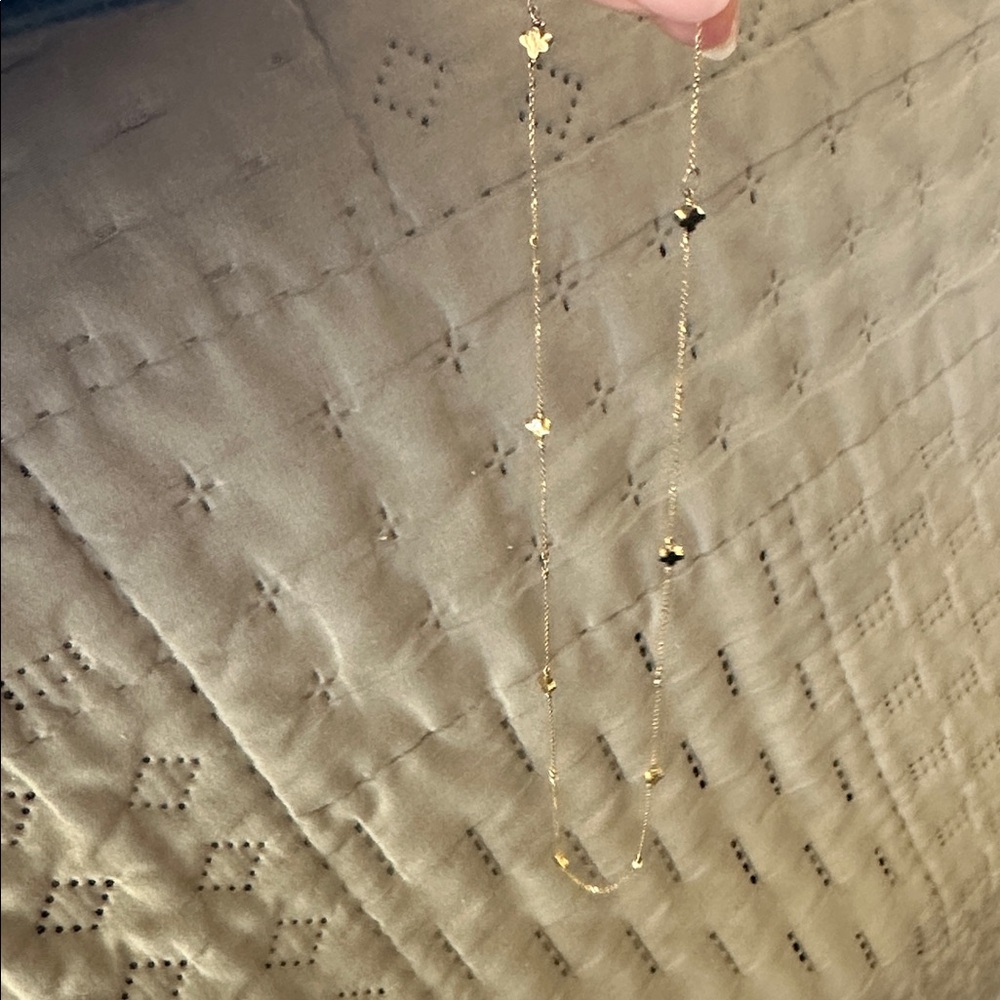 Gold Clover and Pearl Necklace